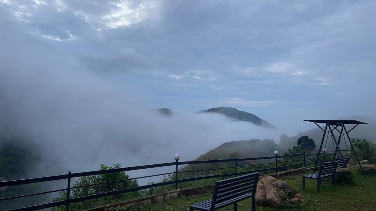 Hill Monk - Whispering Mist Hotel Vagamon Exterior foto
